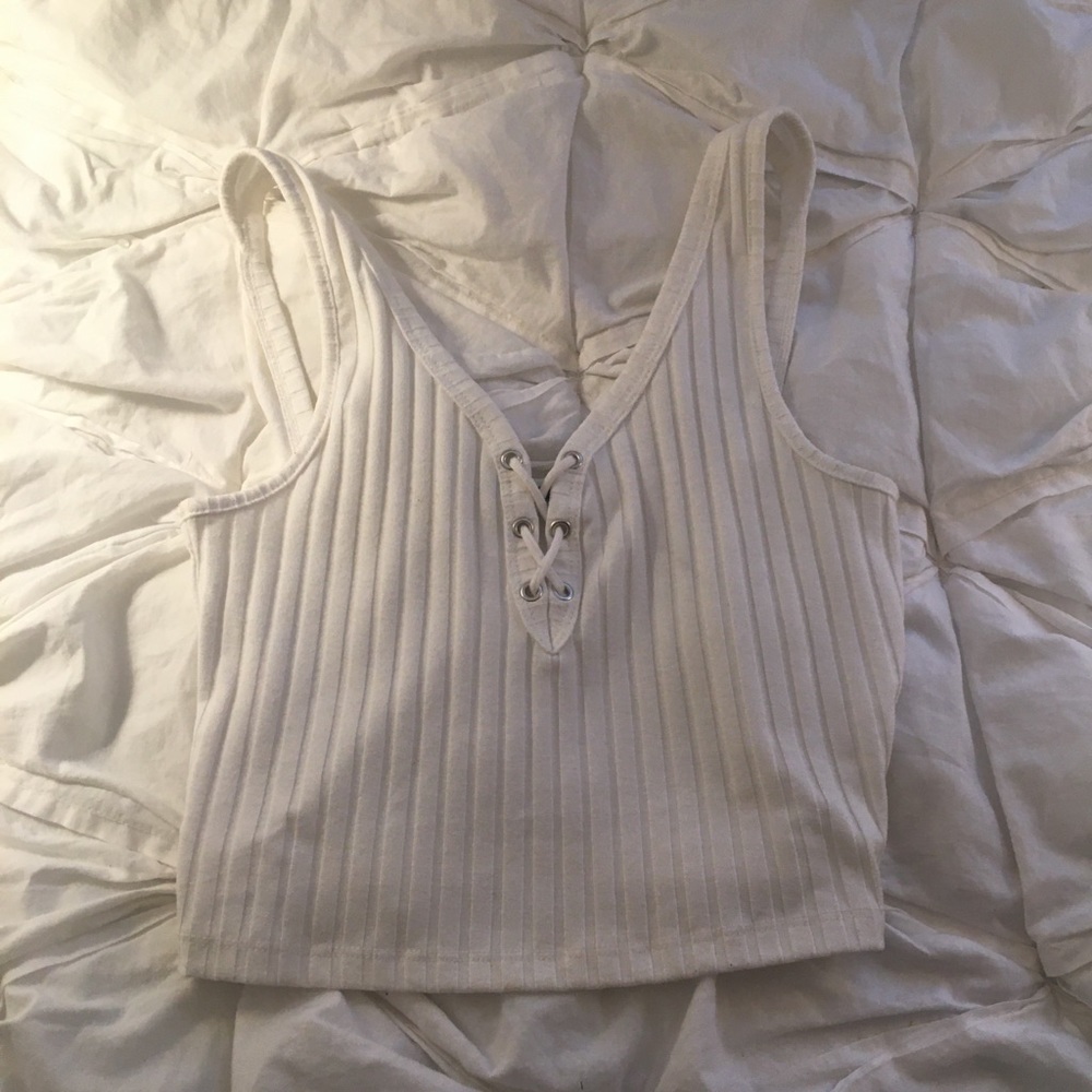 Basic White Tank Top - Picture 2 of 3